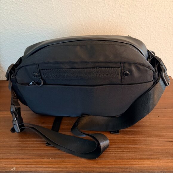 K&F Concept Green Camera Bag - Picture 2 of 4